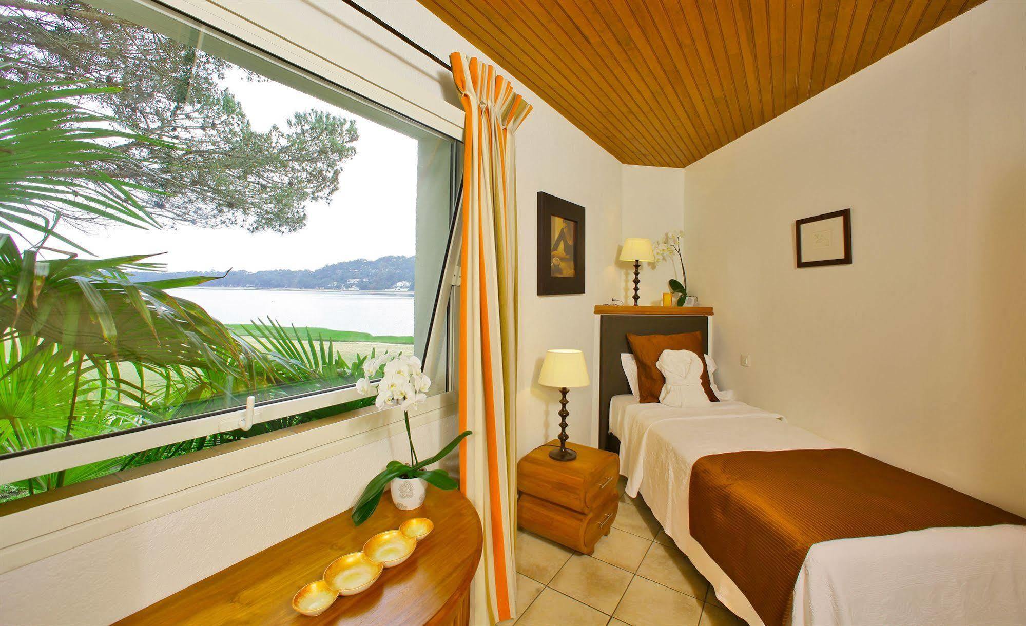 Hotel Les Hortensias Du Lac Soorts-Hossegor Kültér fotó